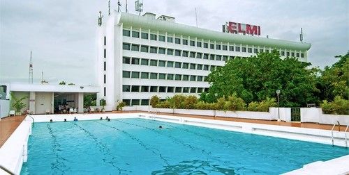 Elmi Hotel Surabaya image 1